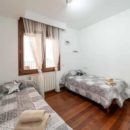 Can Jeroni Figueres (Girona) Exterior photo